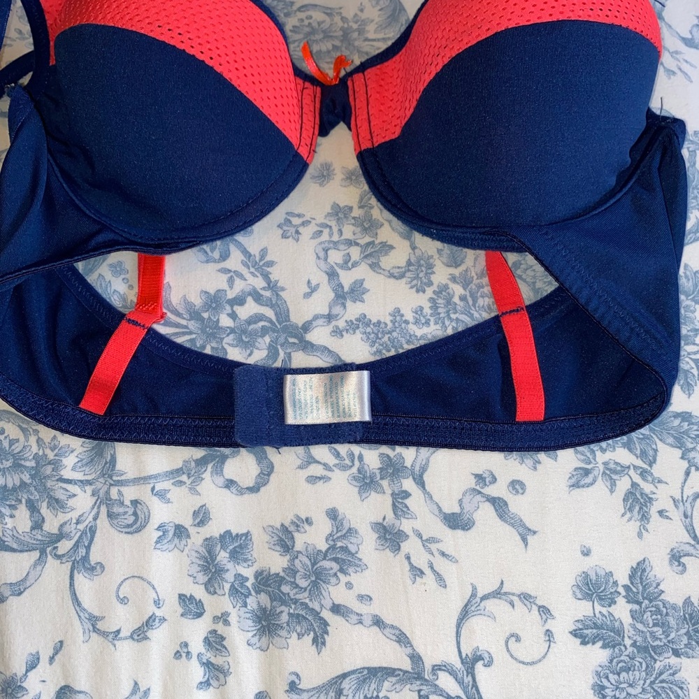 Just B Bra 36 C Blue &Red pre owned see all photos - Picture 3 of 8